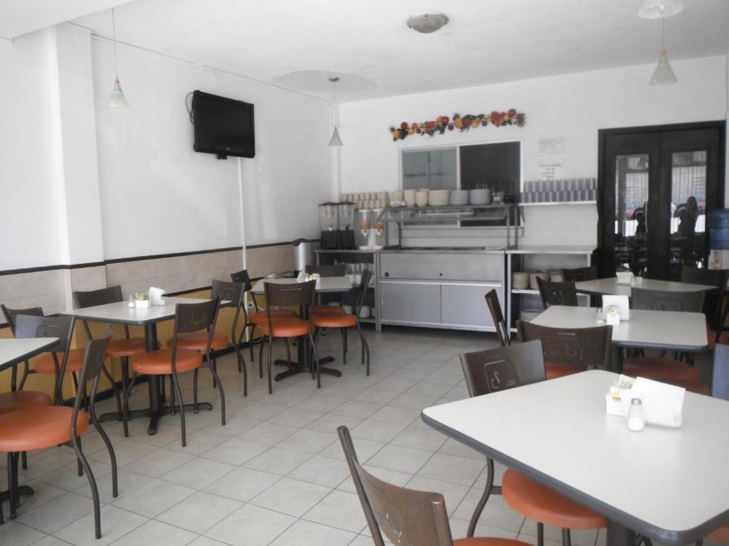 Hotel Santa Cruz Chihuahua Bagian luar foto